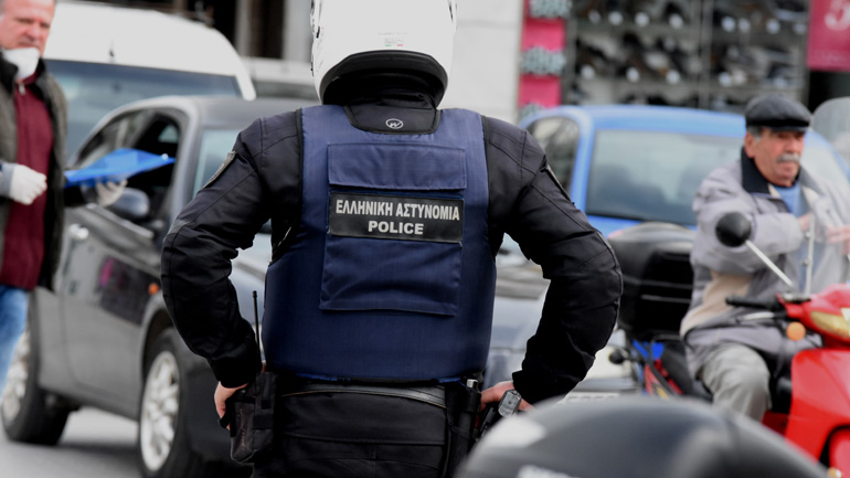 Σε 1.043 ανήλθαν οι παραβάσεις για άσκοπες μετακινήσεις σε όλη τη χώρα, από τις 06:00 έως τις 15:00